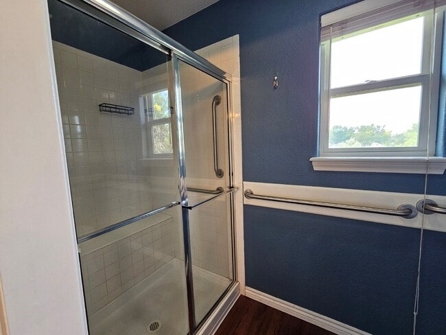 Building Photo - 6697 S Forest Way