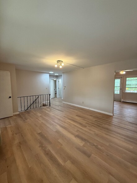 Building Photo - 2710 South Rd