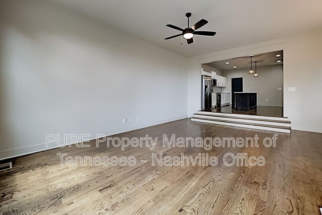 Building Photo - 634B Vernon Ave