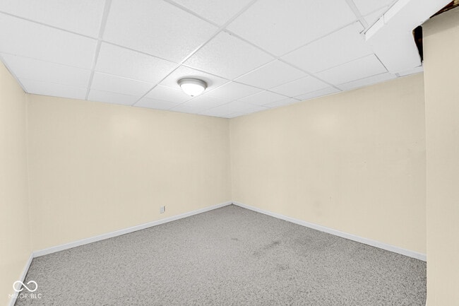 Building Photo - 1420 Kessler Blvd E Dr