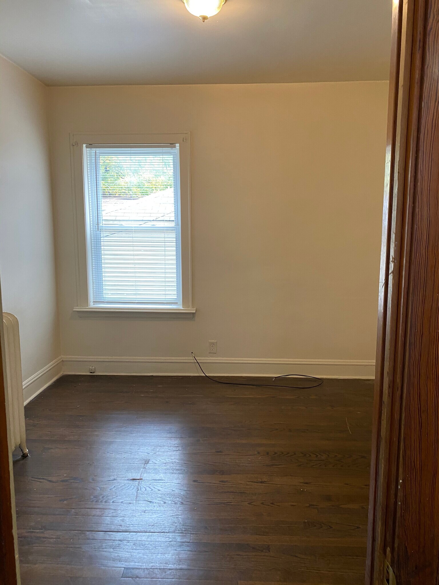 Building Photo - 10226 S Charles St