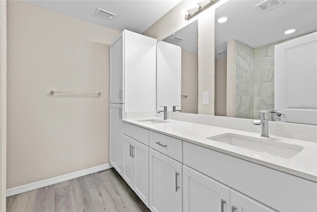 Building Photo - 3748 Bobko Cir