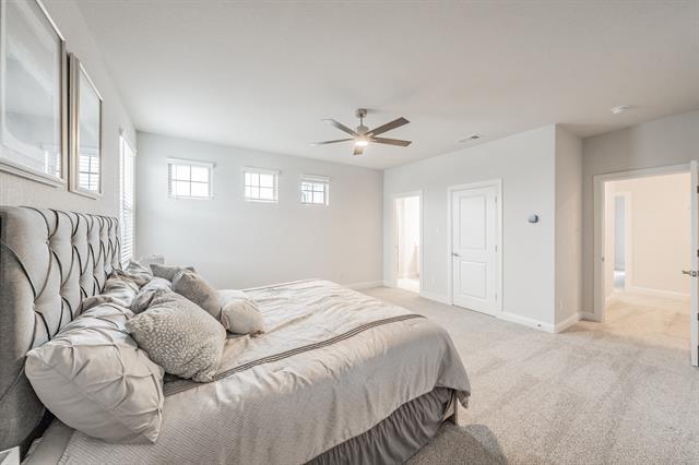 Building Photo - 9713 Thorncrown Ln