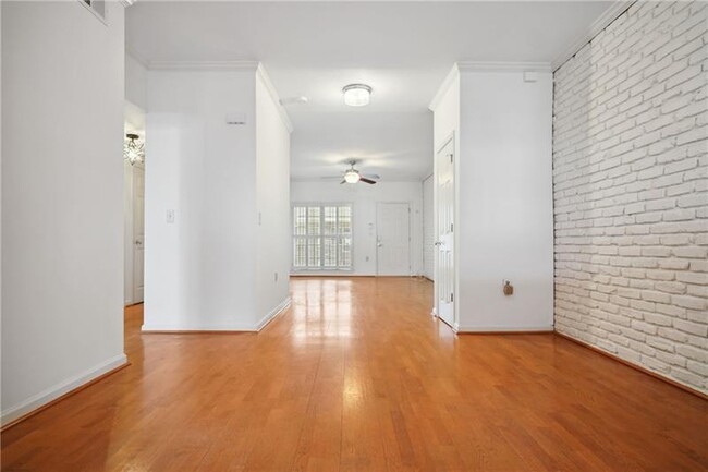 Building Photo - 3675 Peachtree Rd NE