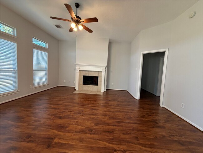 Building Photo - 3906 Alpine Cir