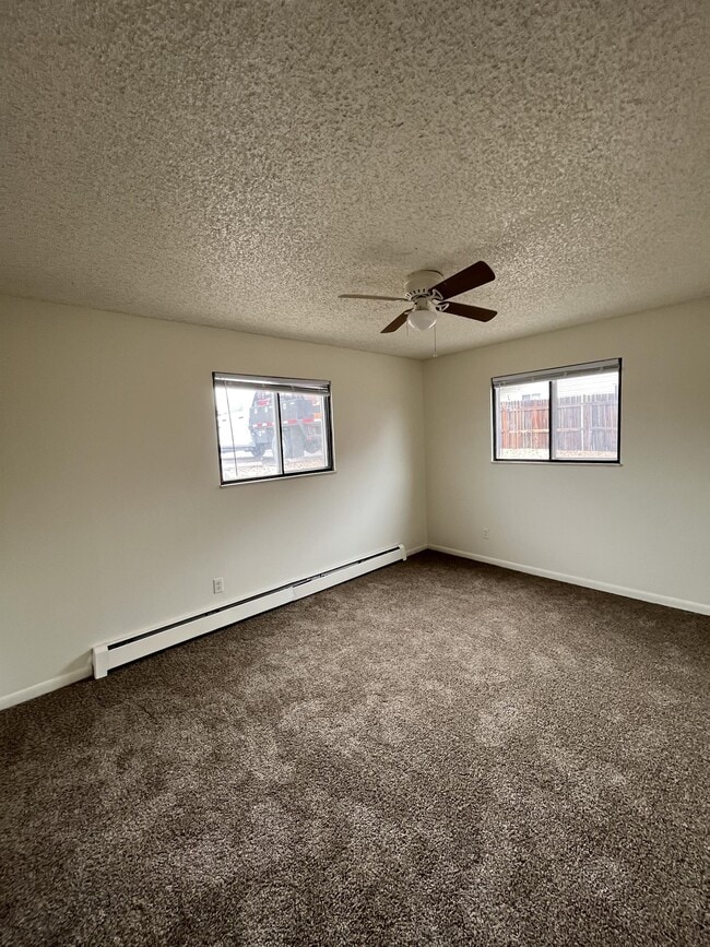 Building Photo - 2515 W 27th St
