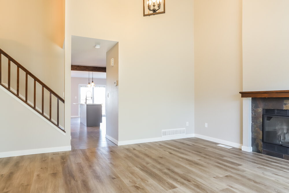 Building Photo - 981 Conifer Ct