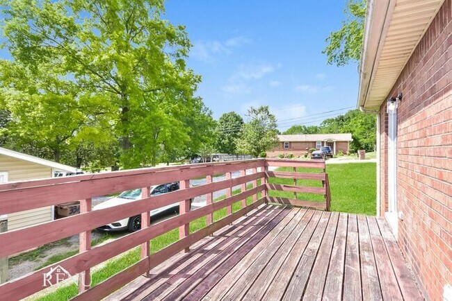 Building Photo - 3315 Walton Ln