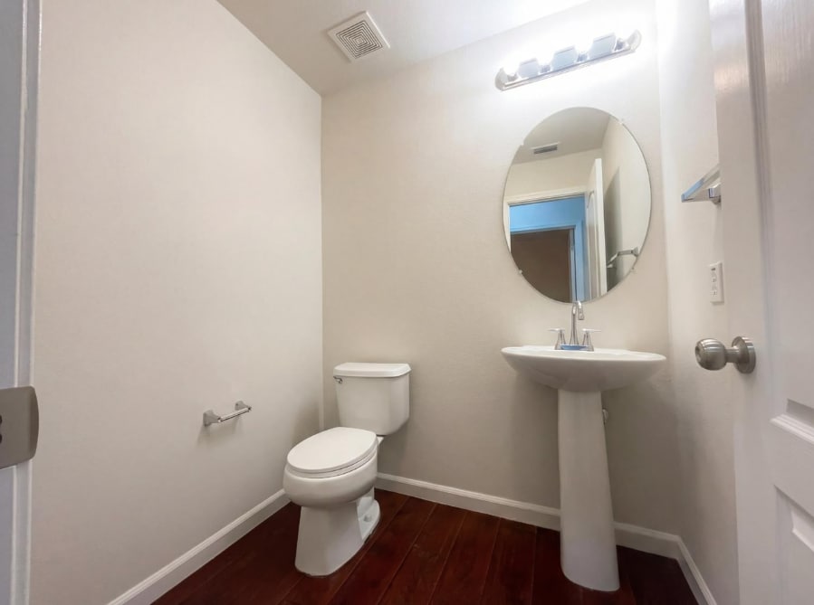 Building Photo - 8137 Wyndwillow Way