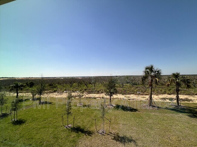 Building Photo - 14521 Crestavista Ave