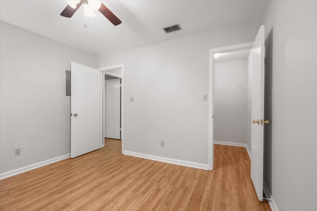 Building Photo - 1181 Brafforton Way