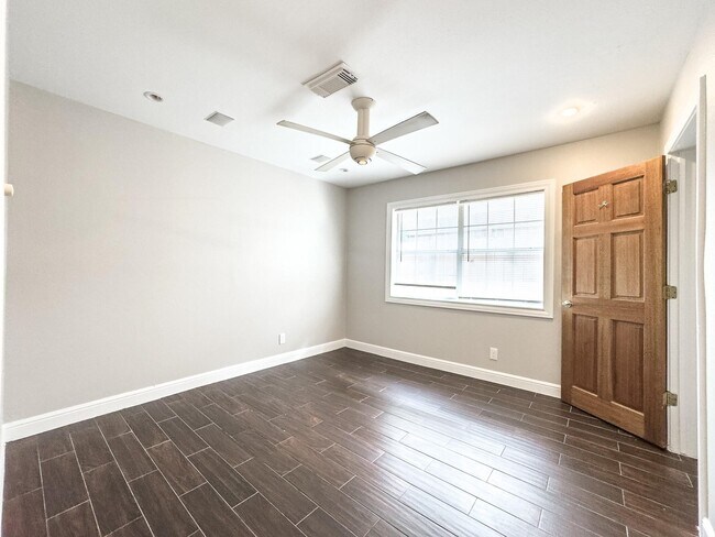 Building Photo - 4525 Maple St