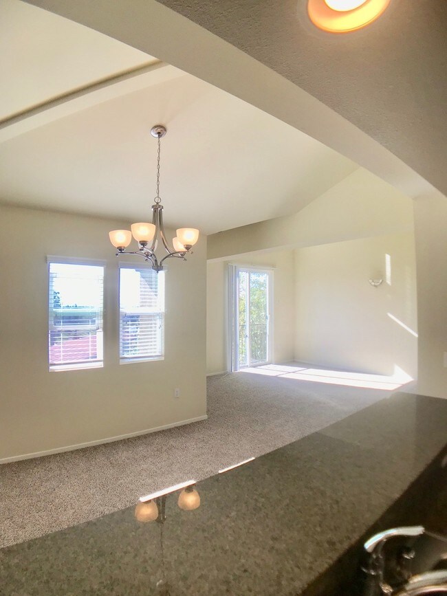 Building Photo - 11541 Blucher Ave