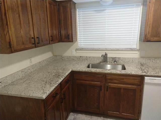 Building Photo - 2110 Valleywood Dr