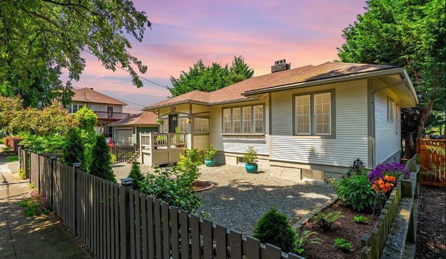 Primary Photo - Charming updated 1920s 3BD 3BA