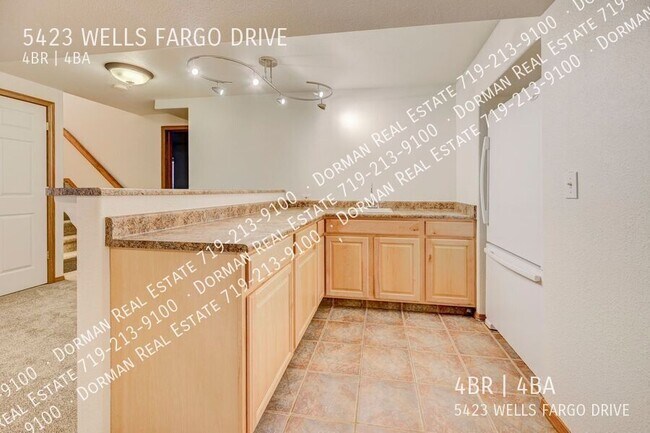 Building Photo - 5423 Wells Fargo Dr W