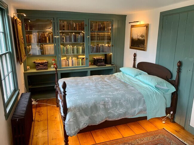 Building Photo - 1357 Canal Rd