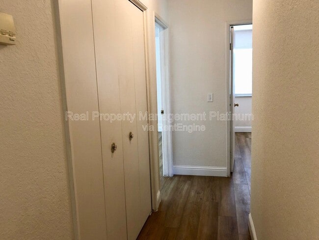 Building Photo - 2967 Terry Ave