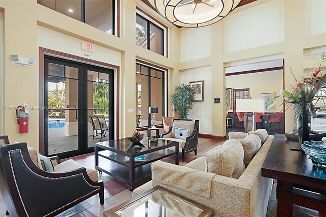 Building Photo - 4905 Midtown Ln