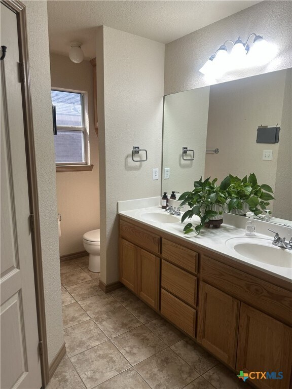 Building Photo - 2501 Joseph Dr