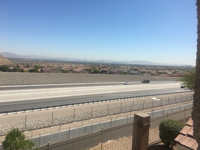 Vegas strip views - 10550 W Alexander Rd