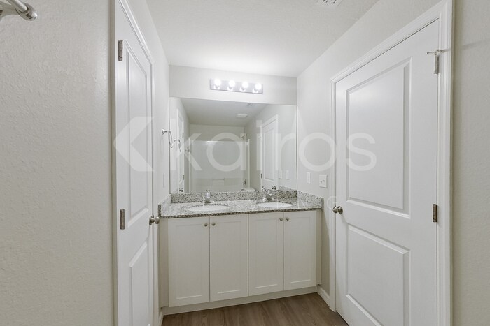 Building Photo - 18310 Gibraltar Ln