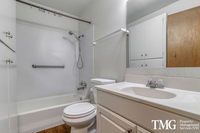 Building Photo - 1 BD Portland Living in the Heart of Richmond!