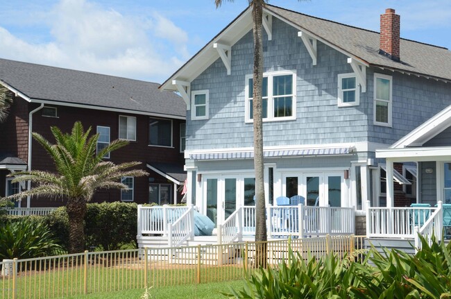 Building Photo - 704 Ocean Front