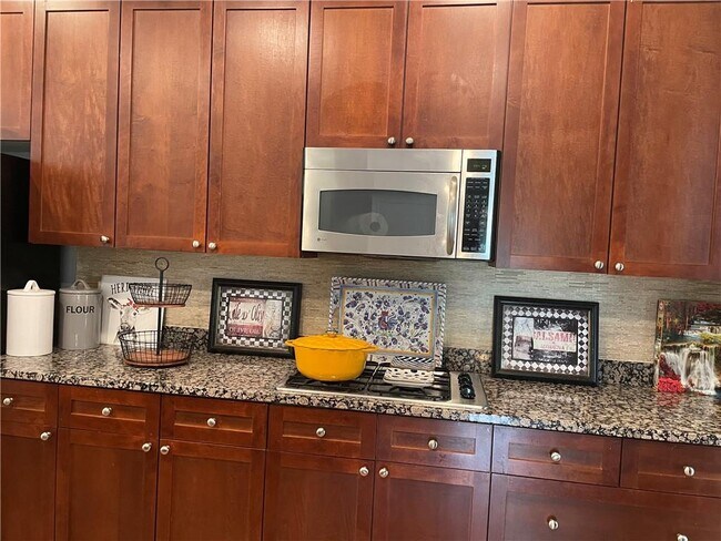 Building Photo - 1581 Mosaic Way