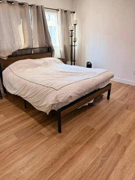 Building Photo - 715 Sunset Ave