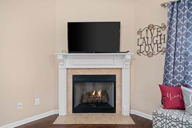 Building Photo - 3717 Tradewinds Terrace