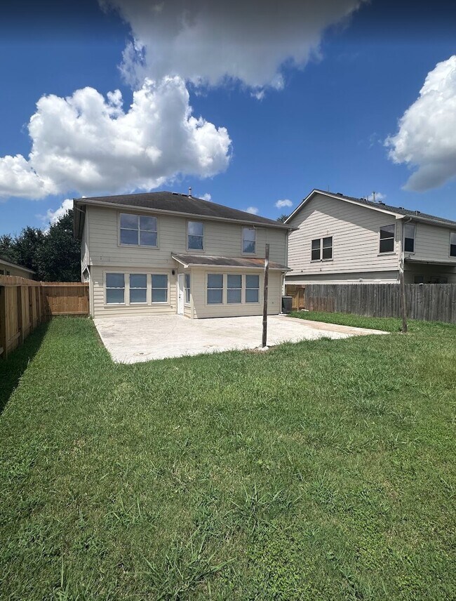 Building Photo - 9611 Rads Point