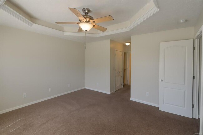 Building Photo - 611 River Birch Dr