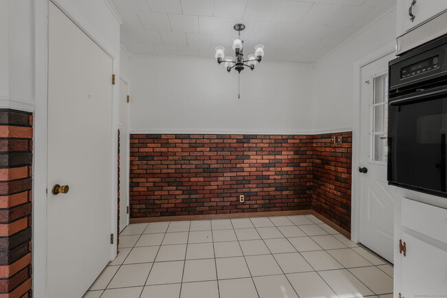 Building Photo - 139 Pennsylvania Ave