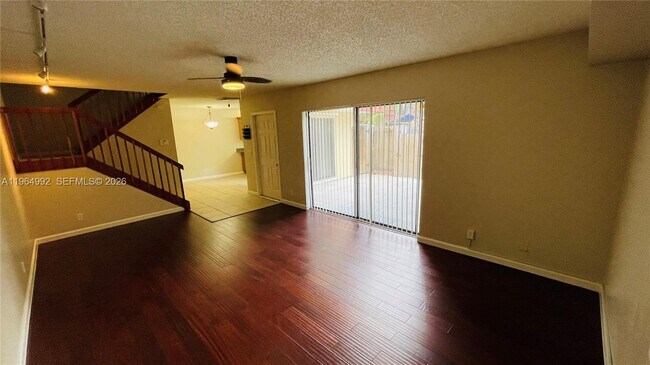 Building Photo - 709 NW 98th Cir