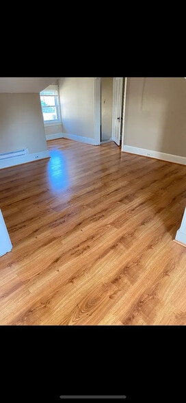 Building Photo - 2 Wachusett St