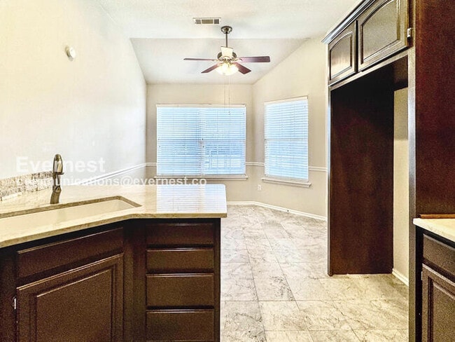 Building Photo - 13324 East 75th St N