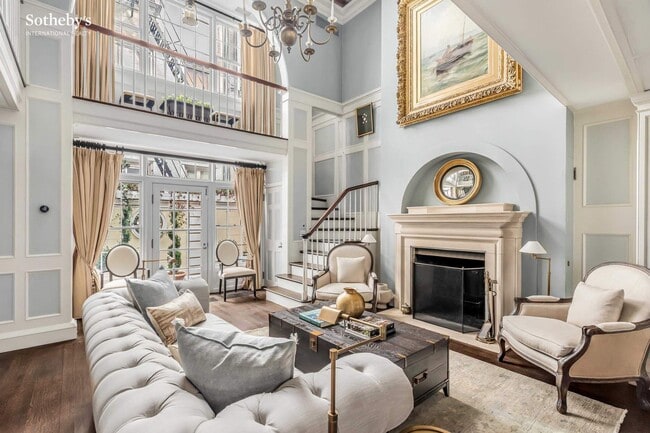 Building Photo - 183-185 W 4th St