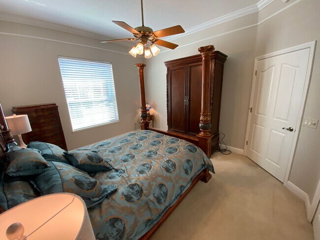 Building Photo - Spectacular and Luxurious Turnkey ANNUAL Lease in The Village of Bridgeport