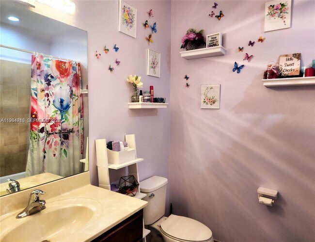 Building Photo - 11887 SW 150th Pl