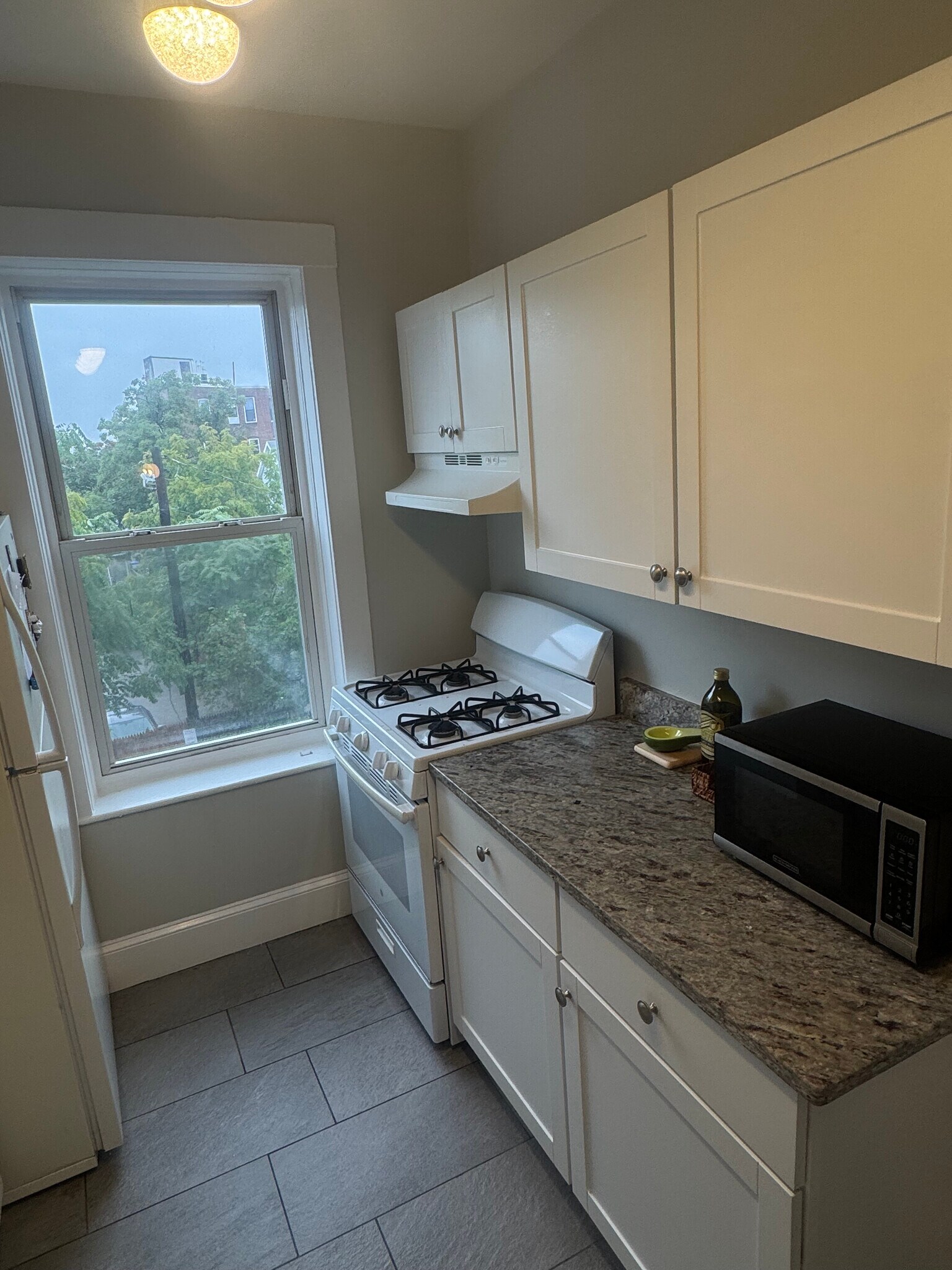 Building Photo - 4 Farrington Ave