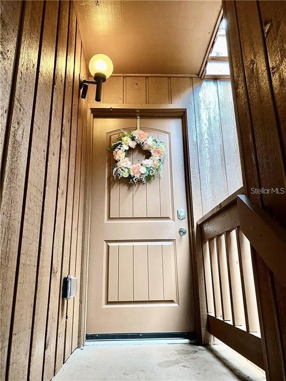 Building Photo - 958 E Michigan St