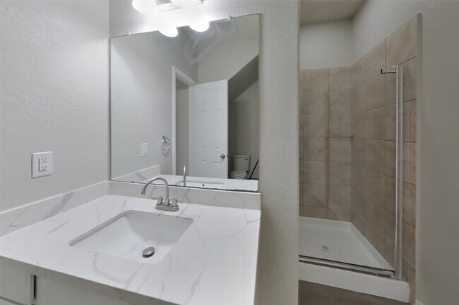 Building Photo - 12223 Elm Orch Trl