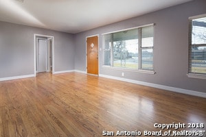 Building Photo - 303 Schmeltzer Ln