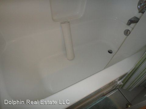 Building Photo - 3 br, 3 bath House - 616 NW 9th St.