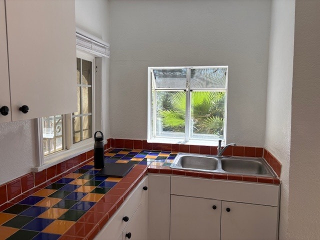 Building Photo - 3266 1/2 W Descanso Dr