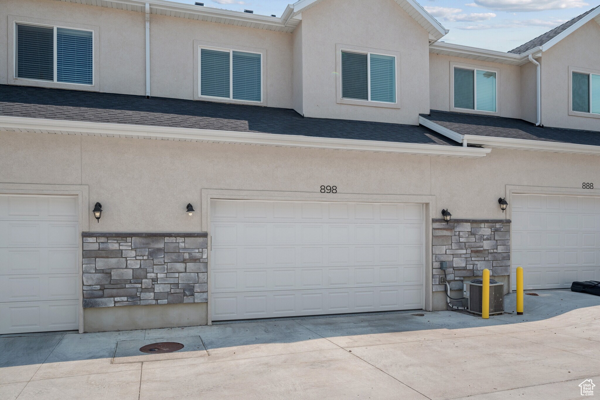 Building Photo - 898 N 1120 E