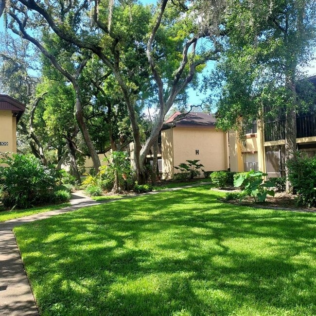 Building Photo - 14113 Mossy Glen Ln