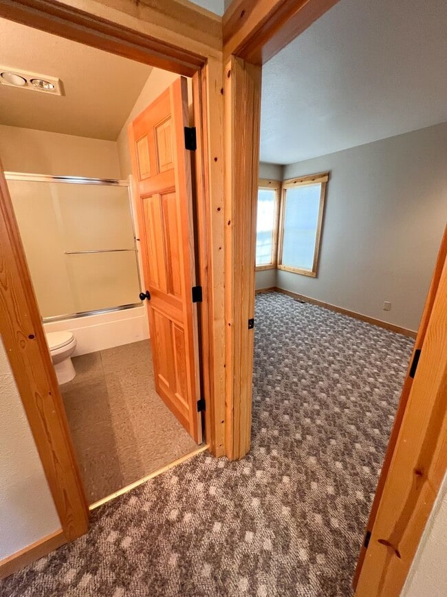 Building Photo - 4663 Marsh Hawk Dr