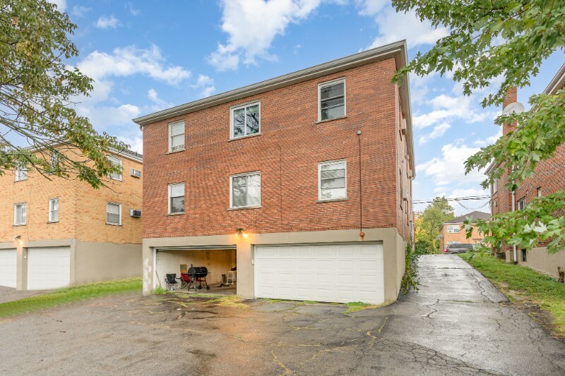 Building Photo - 3913 E Gatewood Ln